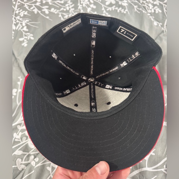 New Era Fitted Baseball Cap - Picture 2 of 2